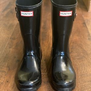Black 12.5 inch tall Hunter boots size 8